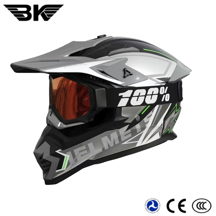 Como os capacetes off-road protegem os pilotos?